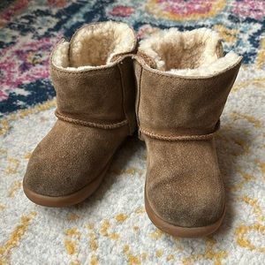 UGG | Keelan Toddler Size 7